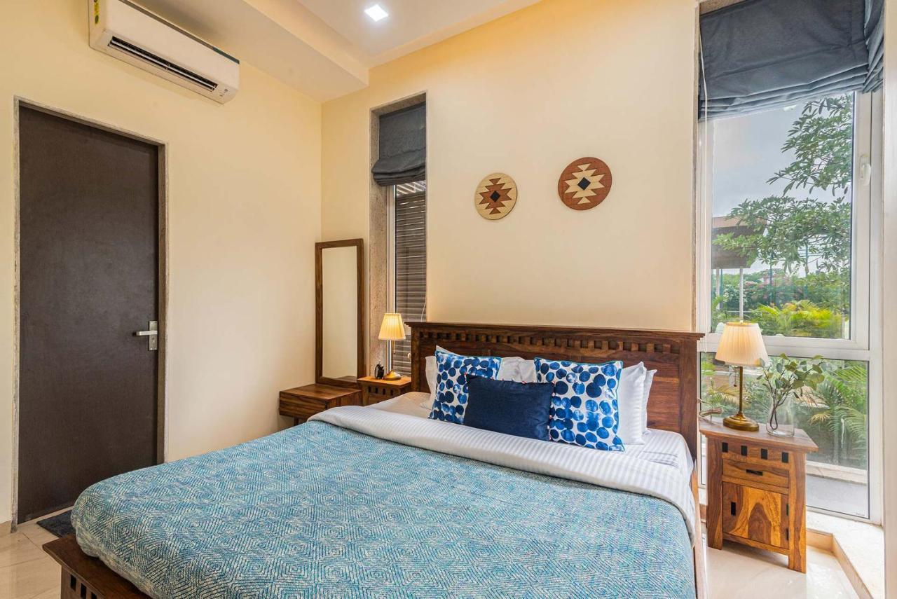 Sierra Skies By Stayvista - A Mountain-View Villa Featuring A Rooftop Swimming Pool, Jacuzzi, Turf, And A Gym For An Elevated Stay Lonavala Ngoại thất bức ảnh
